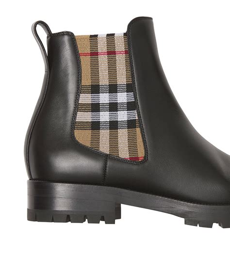 chelsea boots burberry mantel|Burberry vintage check Chelsea boots.